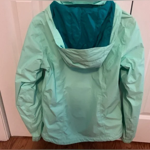 The North Face Women’s Waterproof Hooded Rain Jacket - Picture 2 of 3